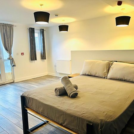 Spacious And Affordable City Center Two Beds Flat Swansea Exterior foto