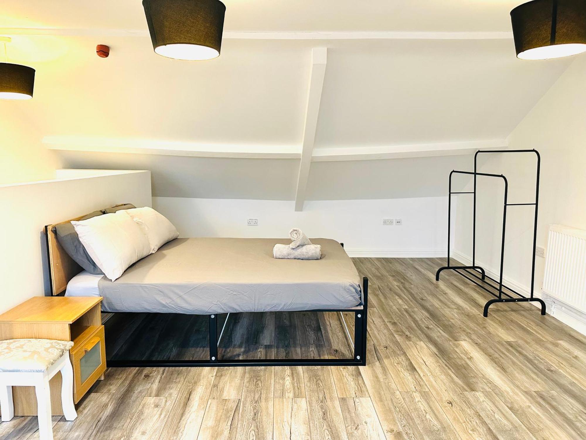 Spacious And Affordable City Center Two Beds Flat Swansea Exterior foto