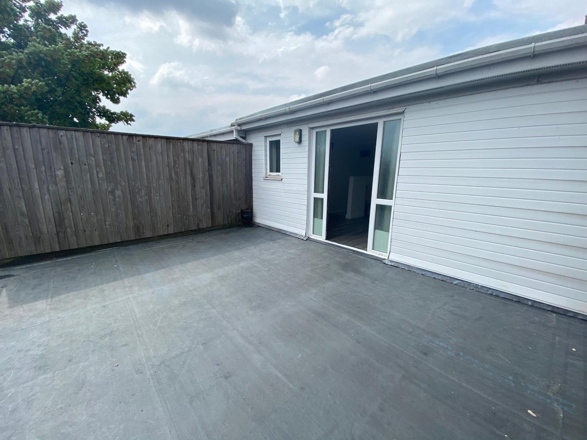 Spacious And Affordable City Center Two Beds Flat Swansea Exterior foto